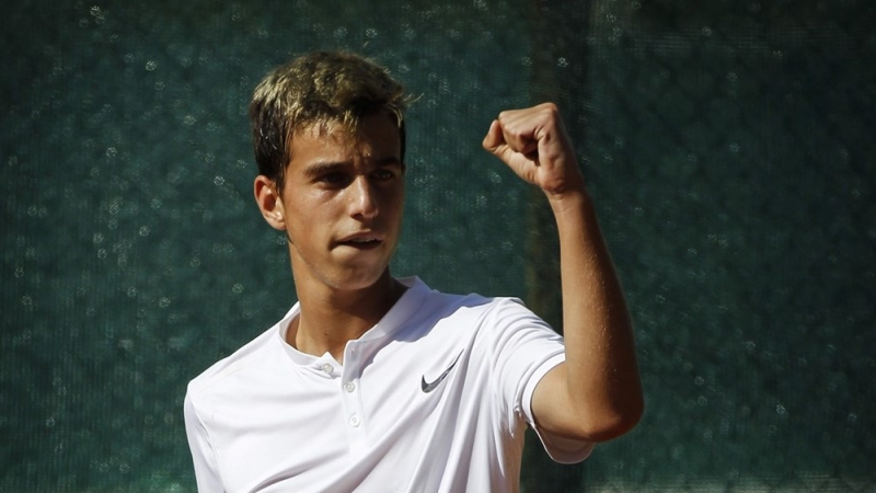 Адриан Андреев Адриан Андреев