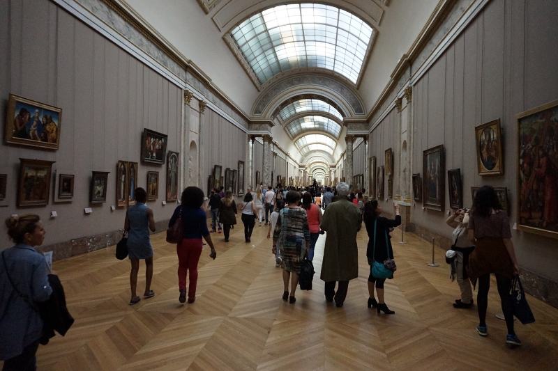 Лувър Лувър